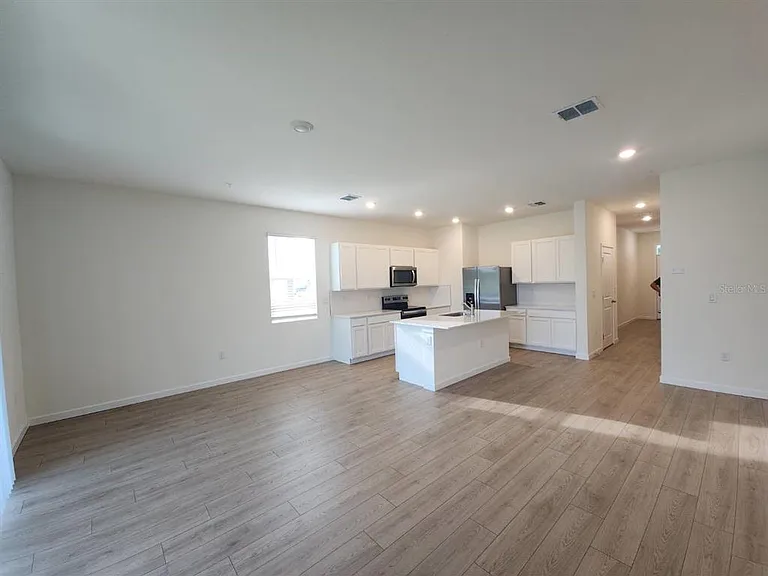 3371 Chroma St — Photo 4