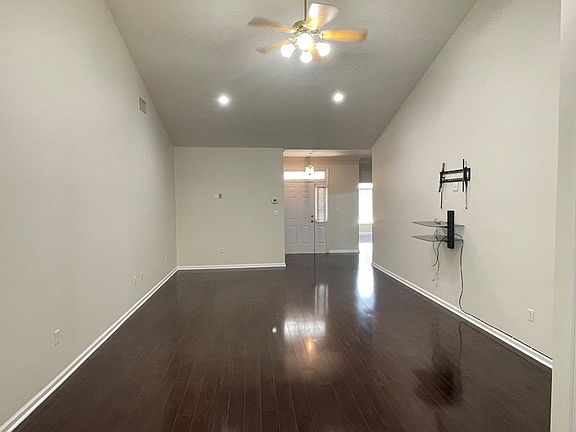 5th image of 3506 Belmont Cir