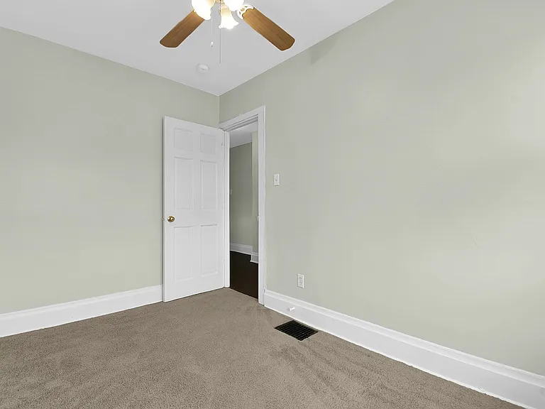 97 E Frambes Ave — Photo 16