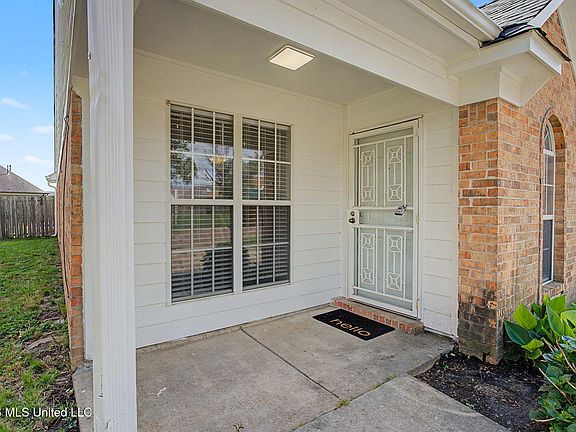 5th image of 9193 Kaitlyn Dr