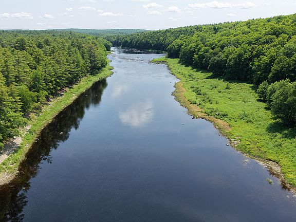 2nd image of 50 Wilderness Park Road