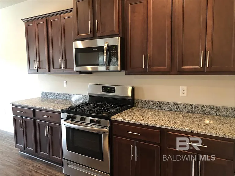 12781 Waxwing Ave — Photo 3
