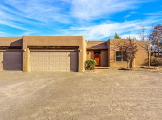 413 Perfecto Lopez Rd, Corrales, NM 87048