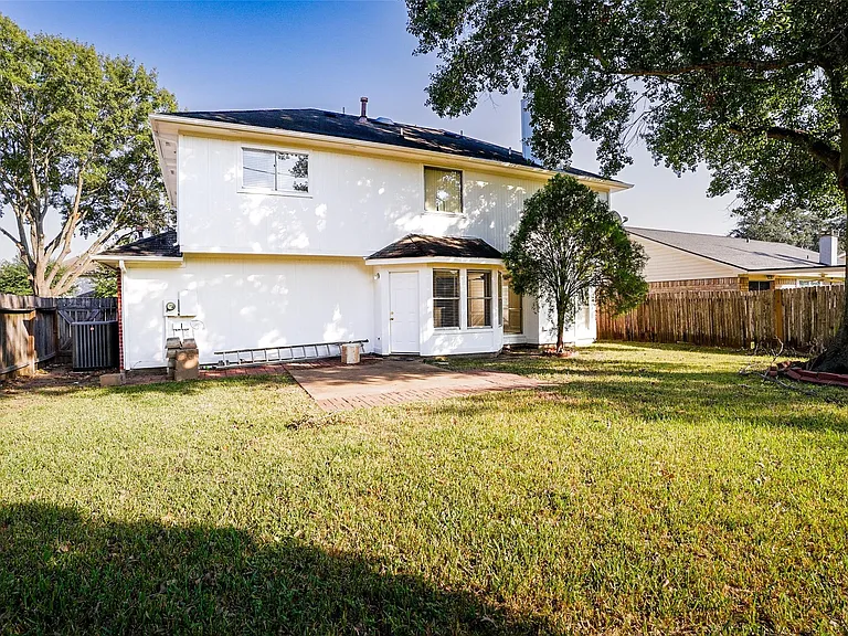 2103 Charlton House Ln — Photo 23