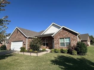 4304 SW Cornerstone Rd, Bentonville, AR 72713