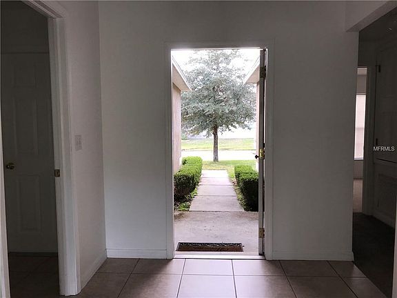 4th image of 35240 Meadow Reach Dr