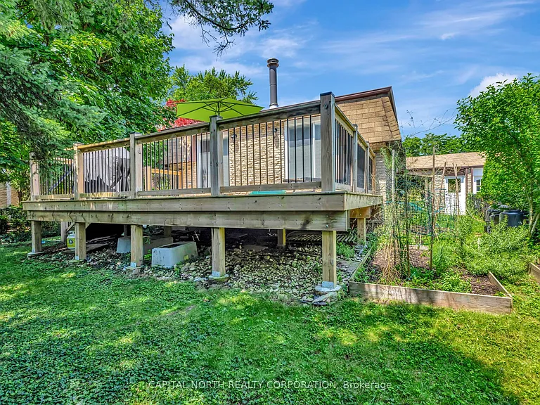 2092 Marine Dr — Photo 26