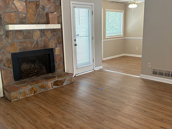 5th image of 8005 Sumit Wood Dr NW