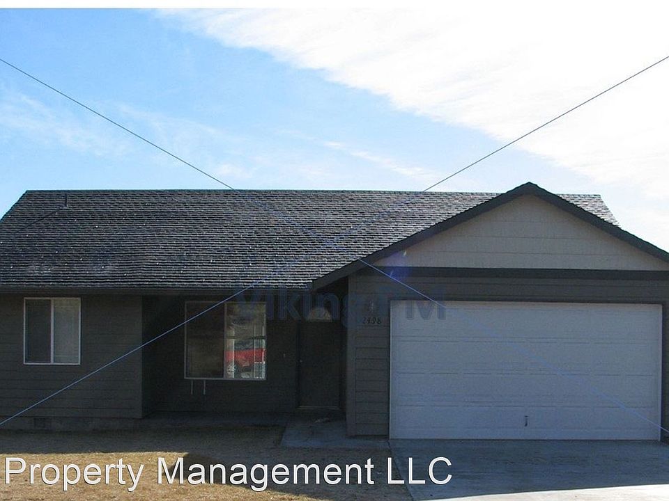 1st image of 2498 NE Bobbi Pl