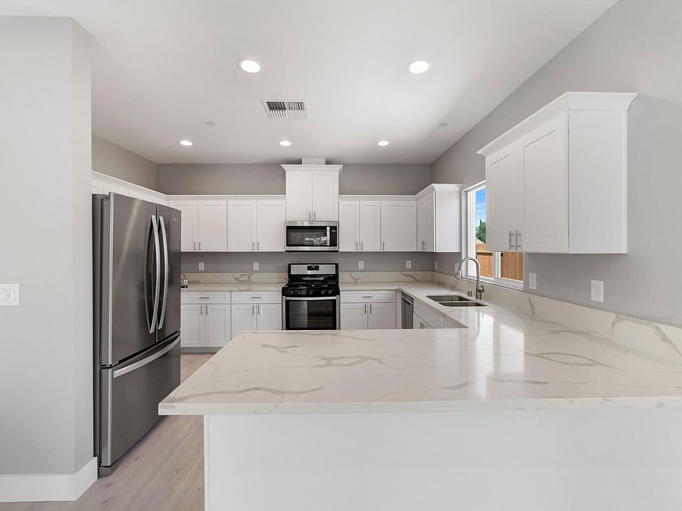 1st image of 946 Irem Way