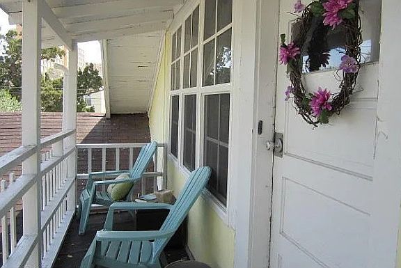 2nd image of 124 Loomis Ave #A