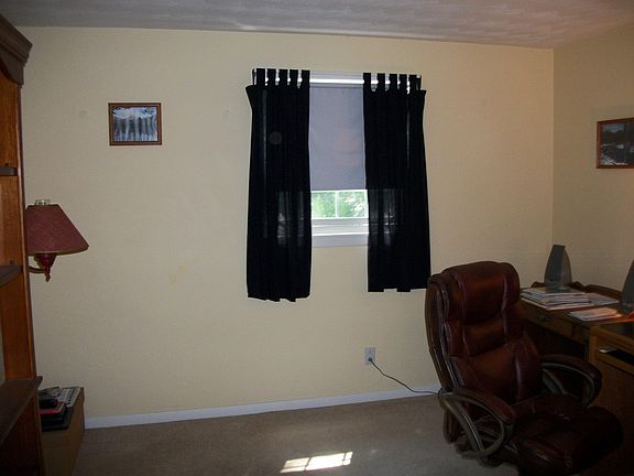 4th image of 28 Bella Dr