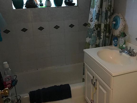 4th image of 10829 S Oak Park Ave