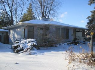 659 Hollywood Dr, Owosso, MI 48867
