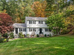 22 Goulding St E, Sherborn, MA 01770