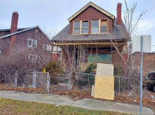 14 North St, Highland Park, MI 48203