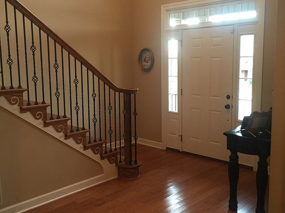 4th image of 117 Carlton Cash Dr
