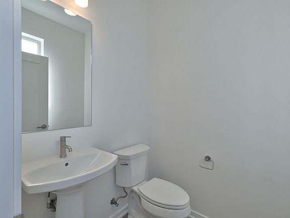 2nd image of 5683 SE 80th Ave