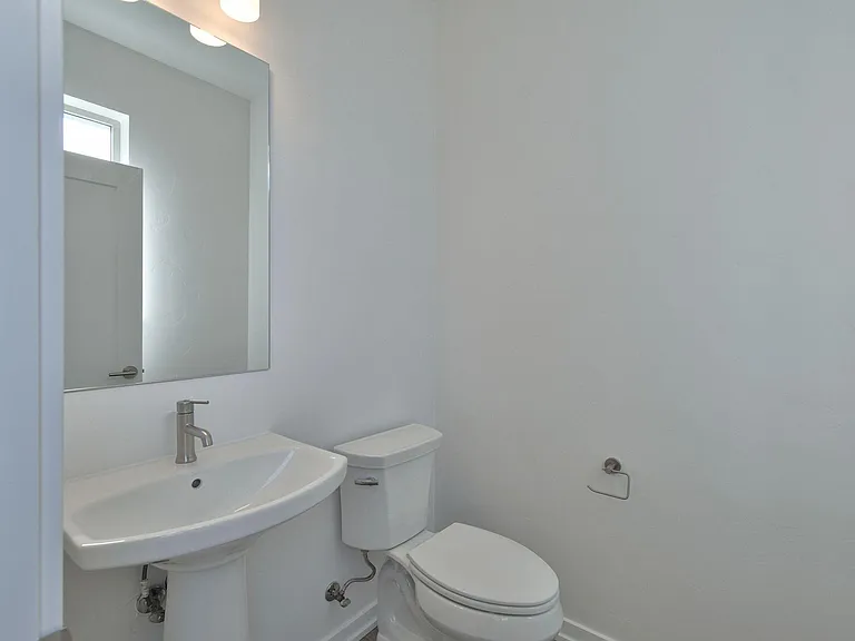 5617 SE Logan Ln — Photo 20