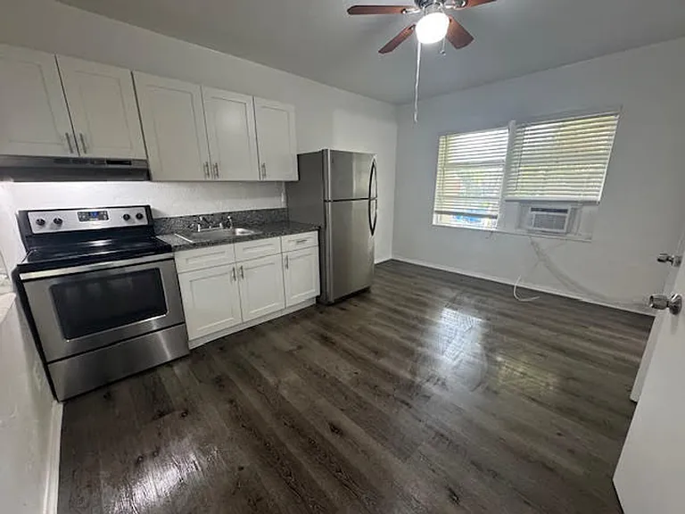 100 Isle of Venice Ft. Lauderdale, FL 33301 — Photo 6