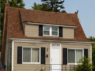 26786 Barrington St, Madison Heights, MI 48071