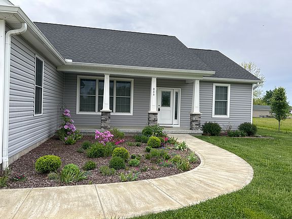 5th image of 866 E Santee Dr