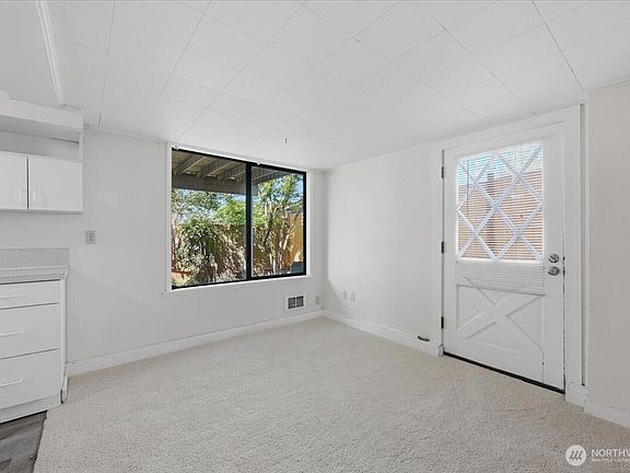 5th image of 6251 3rd Avenue NW