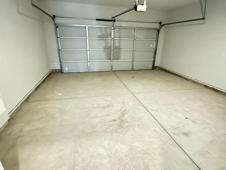 2020 Underwood Dr — Photo 7