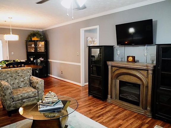 4th image of 6408 Villastone Dr