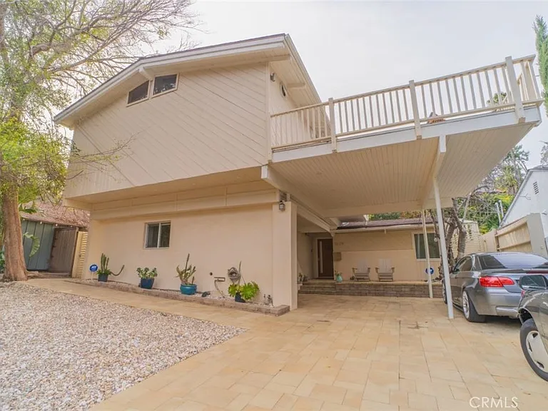 5179 Canoga Ave — Photo 3