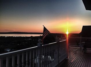 800 Maple Leaf Ln APT 9, Petoskey, MI 49770