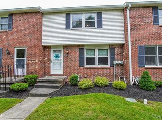 268 Wimbledon Ct, West Seneca, NY 14224