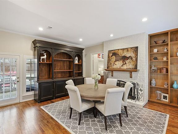 4th image of 2331 Aberdeen Pl