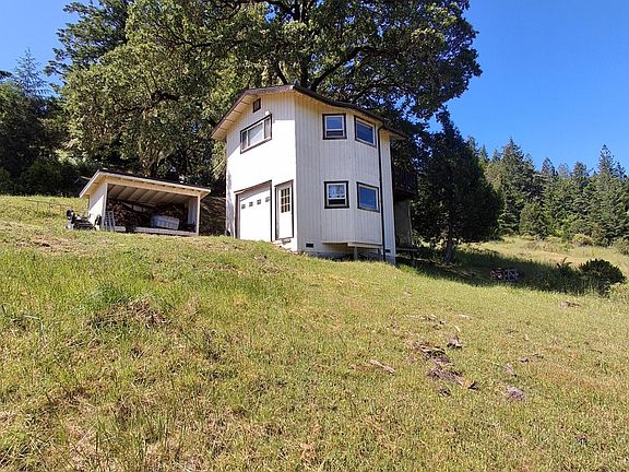 2nd image of 3600 Lower Thomas Rd
