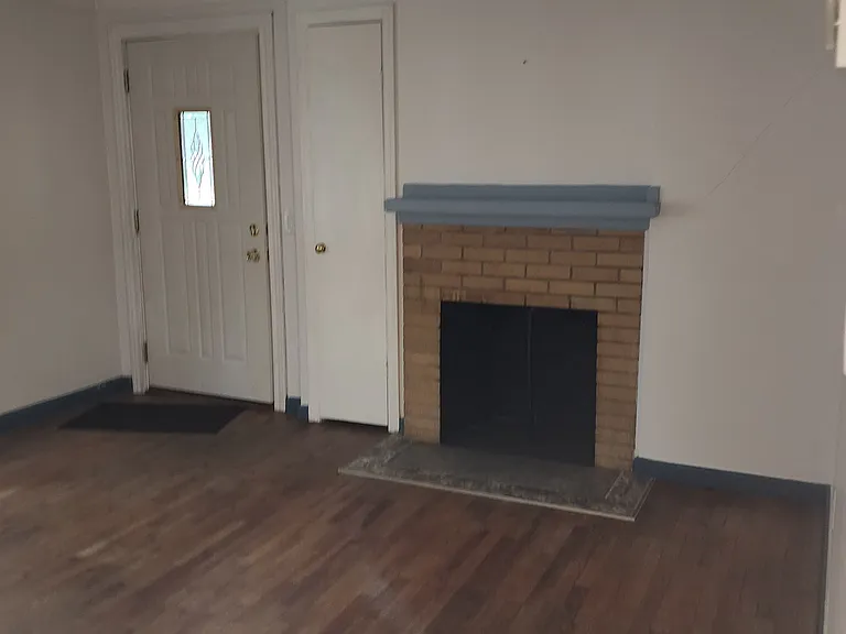 Fireplace in Formal Dining (for looks. it has been sealed)