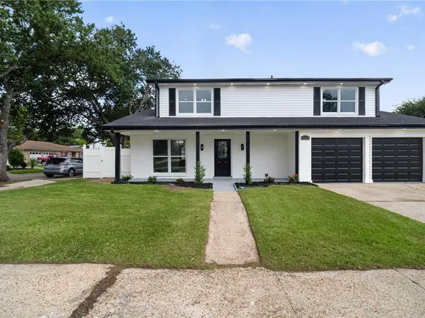 3860 N Deerwood Dr, Harvey, LA 70058