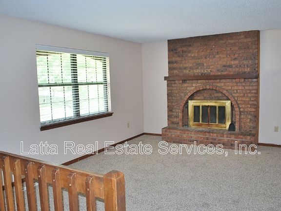 4th image of 2916 SW Jackson St