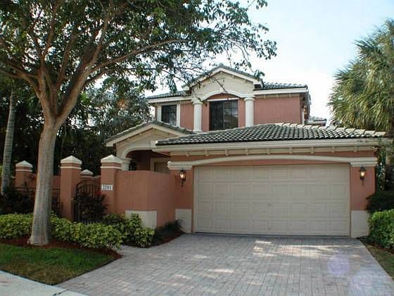 2nd image of 2701 Kinsington Cir