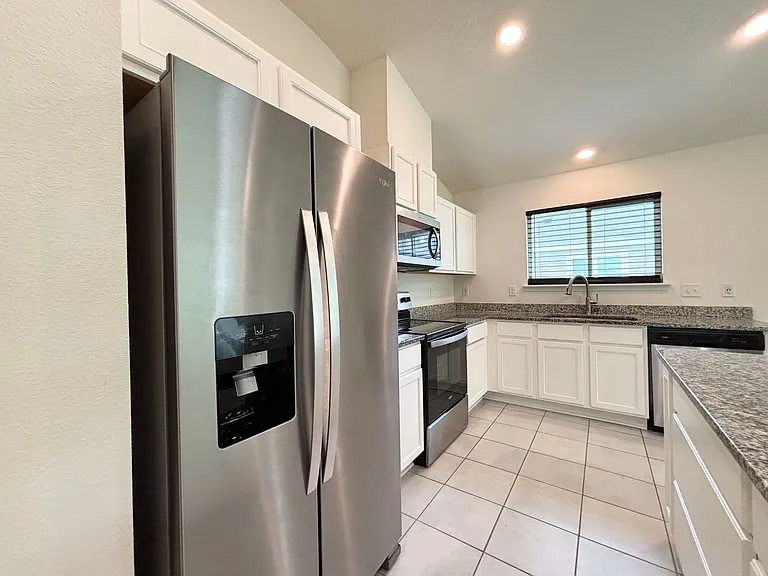2894 Windsor Lakes Way — Photo 20