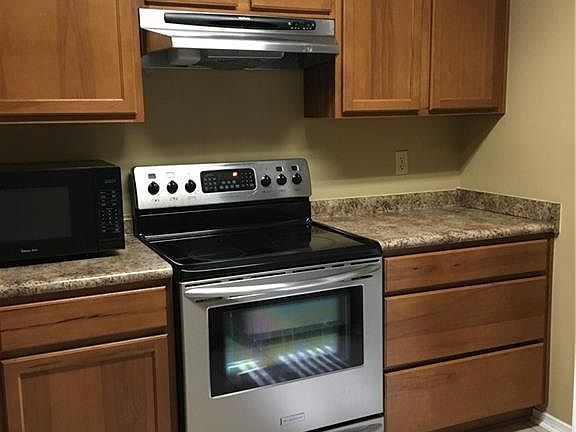 4th image of 2425 Oxford Pl APT 149