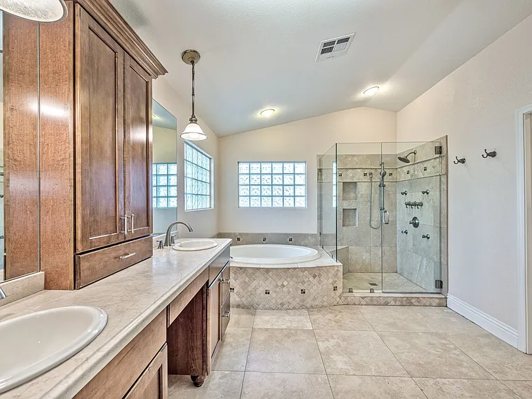 2175 Fountain Springs Dr — Photo 12