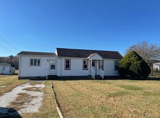 29284 Hopeland Rd, Bloxom, VA 23308