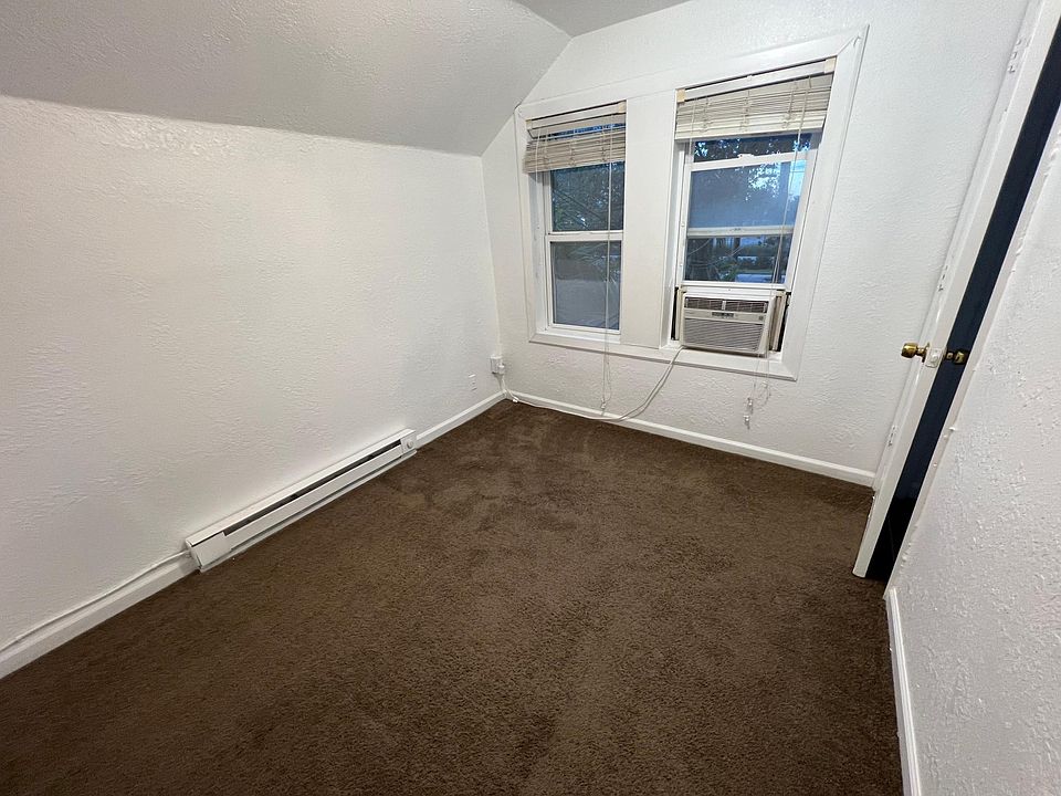 Bedroom #1