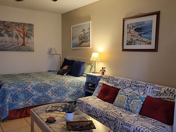 4th image of 935 S Atlantic Ave #1