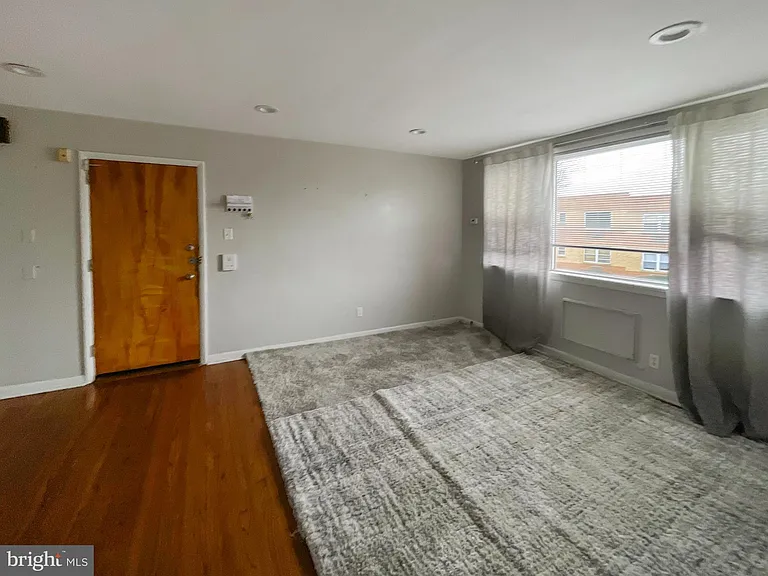 1409 N 76th St #13-403 — Photo 14