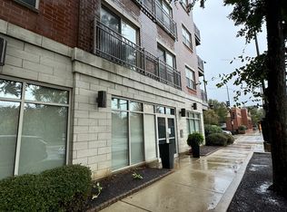 1155 W Roosevelt Rd UNIT 204, Chicago, IL 60608