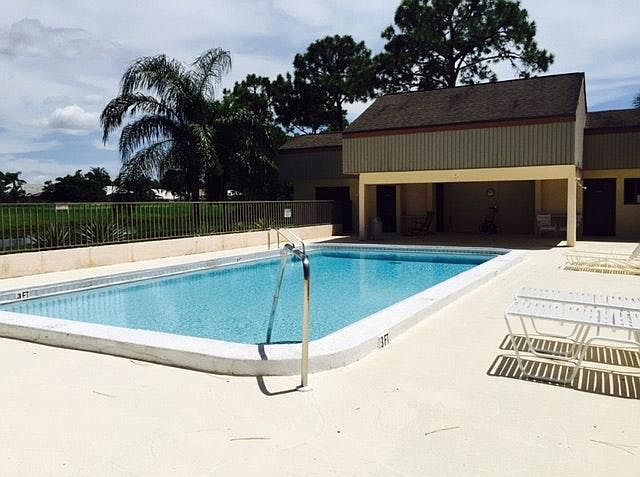 2nd image of 5050 Marianne Key Rd APT 5B