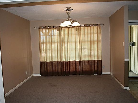 5th image of 1505 Byron Ave