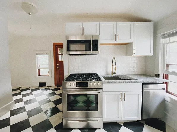 1702 Grand St NE Unit 2, Minneapolis, MN 55413