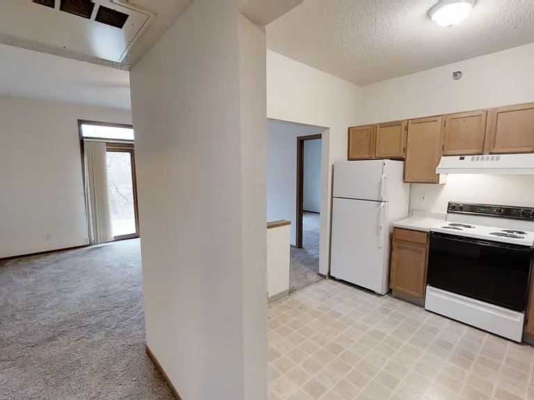 245 Sinclair Ave — Photo 14